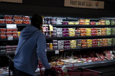 US inflation falls to lowest level since May 2021